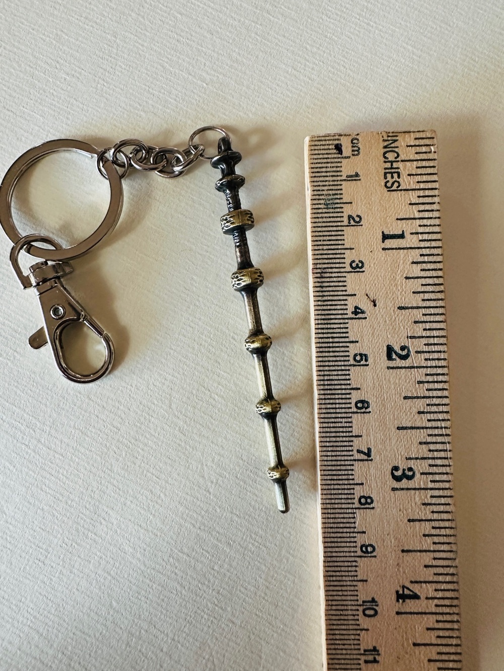 Dumbledore’s Wand Keychain Charm- Gold & Silver Tone Harry Potter - Picture 2 of 3